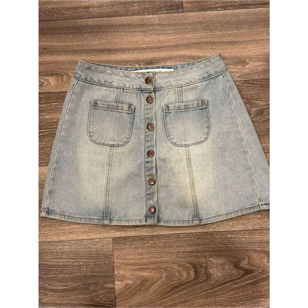 Brandy Melville Light Wash Denim Button-Front Mini Skirt Size 24